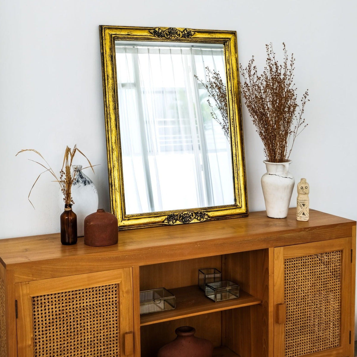 Hand Carved Mirror "Besakih" - Gold Wash - 90 x 70 cm
