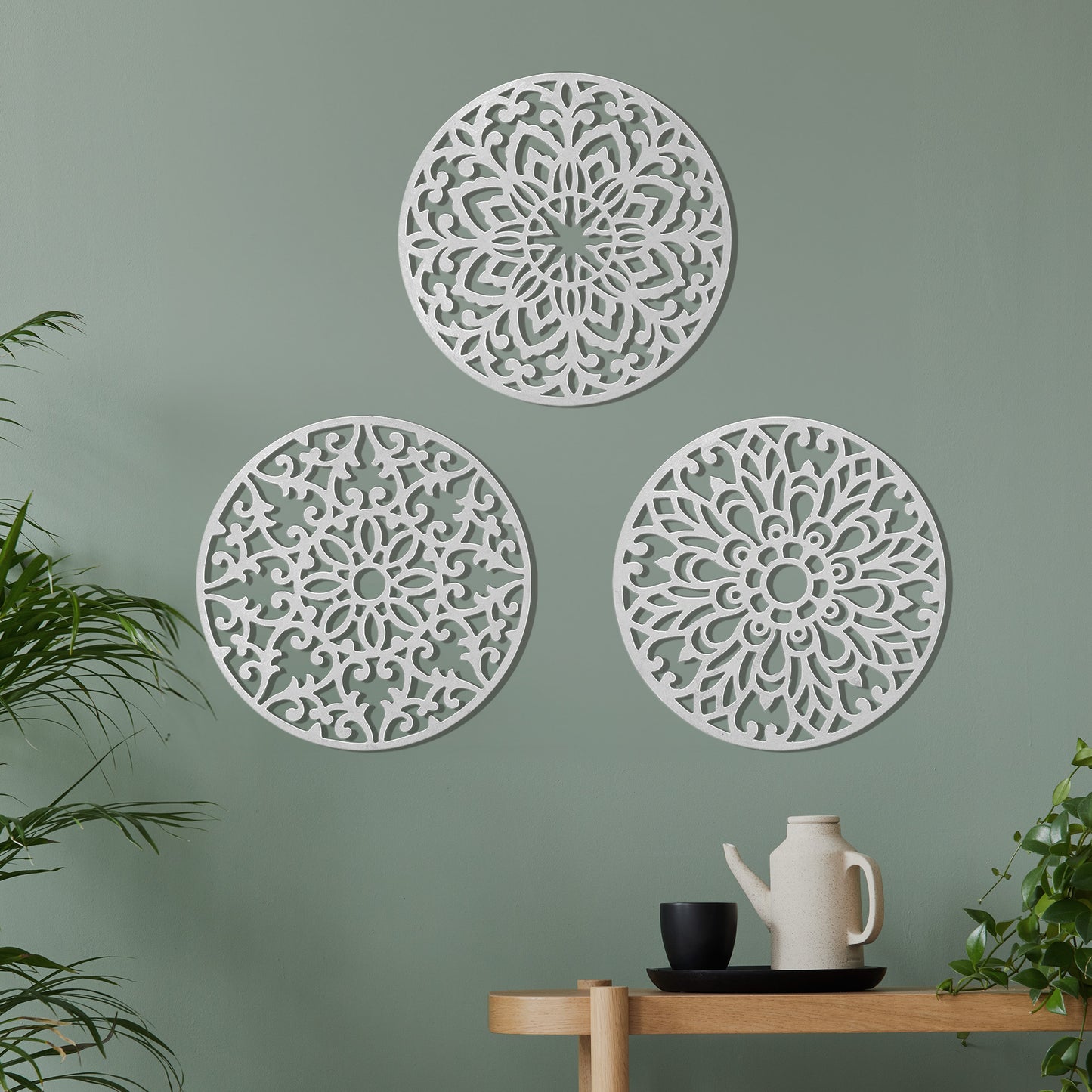 Decorative Round "Mandala Set of 3" - White